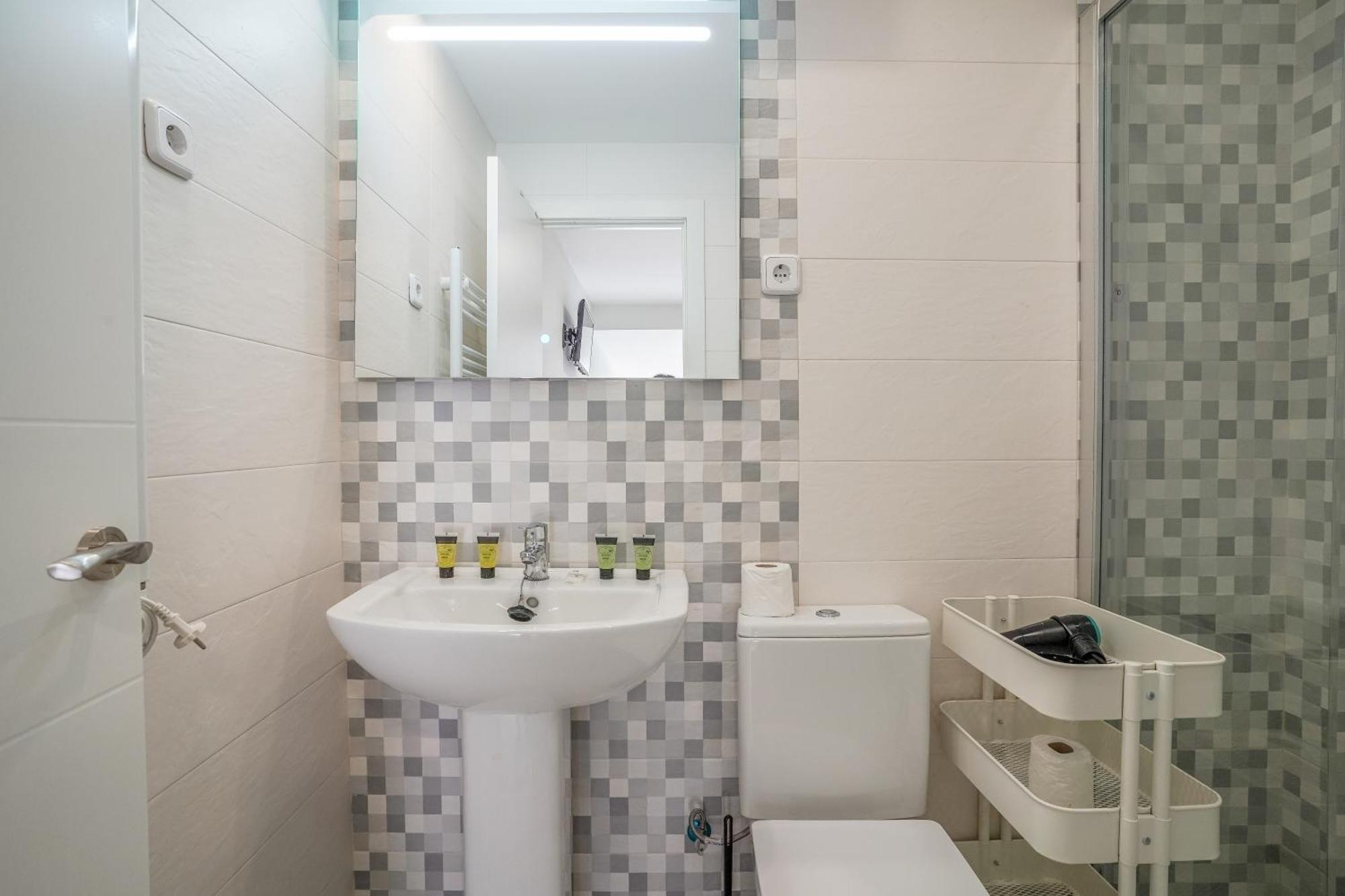 Modern Duplex-2Bedrooms 1.5Baths-Delicias Madrid Dış mekan fotoğraf